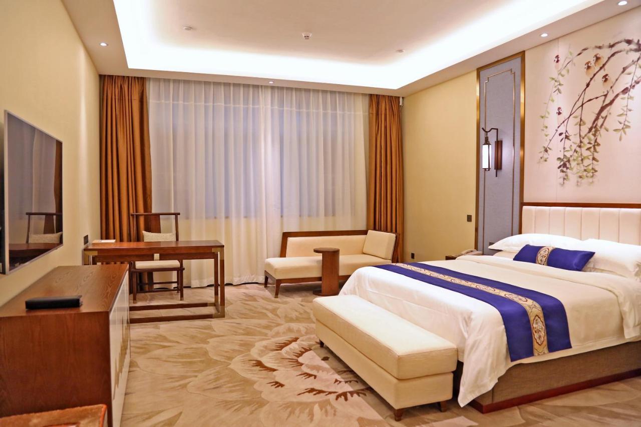 Guangdong Yingbin Hotel-Free Canton Fair Shuttle Bus Buitenkant foto