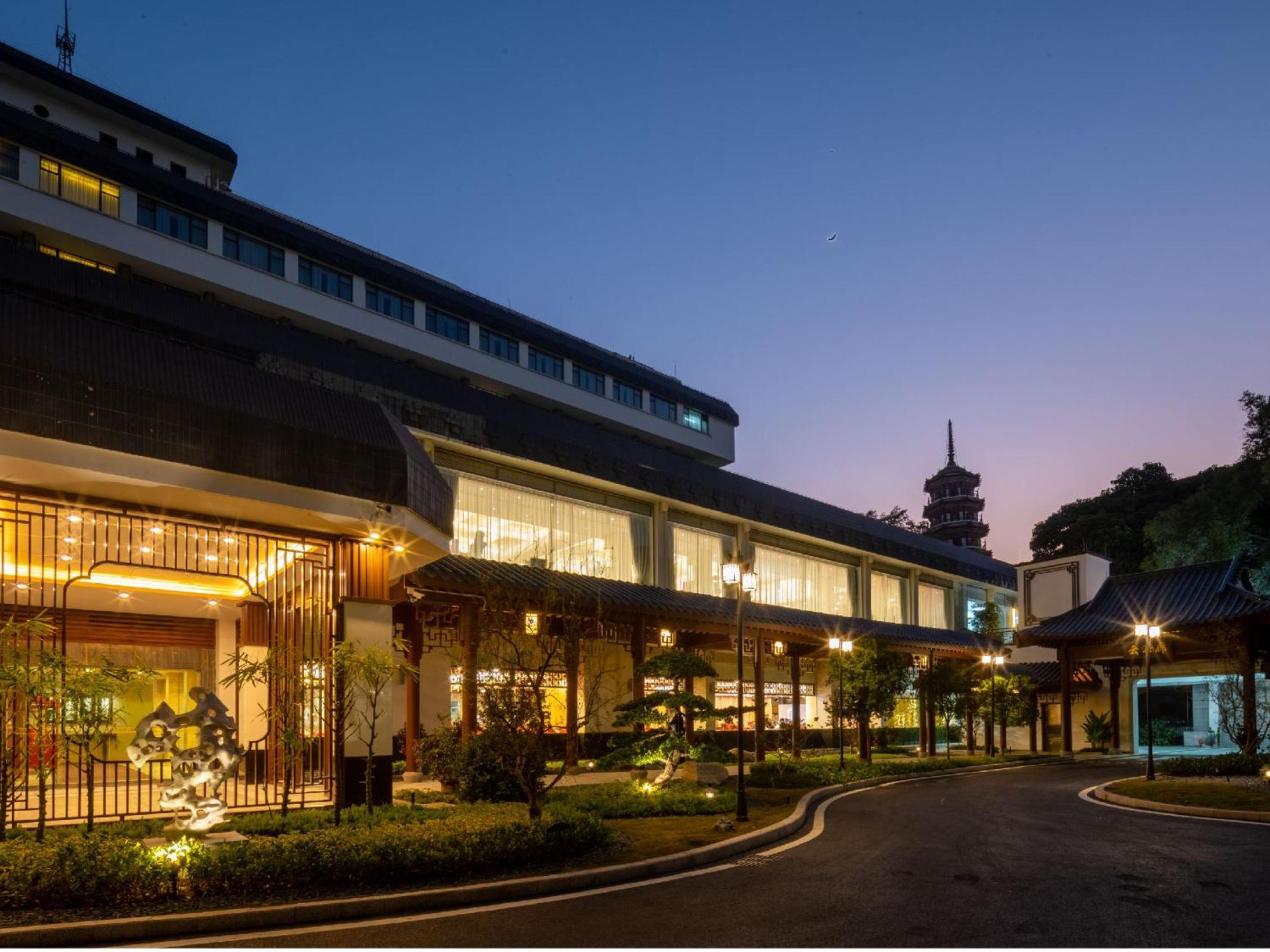 Guangdong Yingbin Hotel-Free Canton Fair Shuttle Bus Buitenkant foto