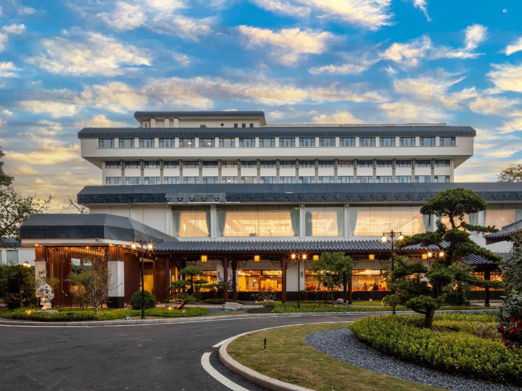 Guangdong Yingbin Hotel-Free Canton Fair Shuttle Bus Buitenkant foto
