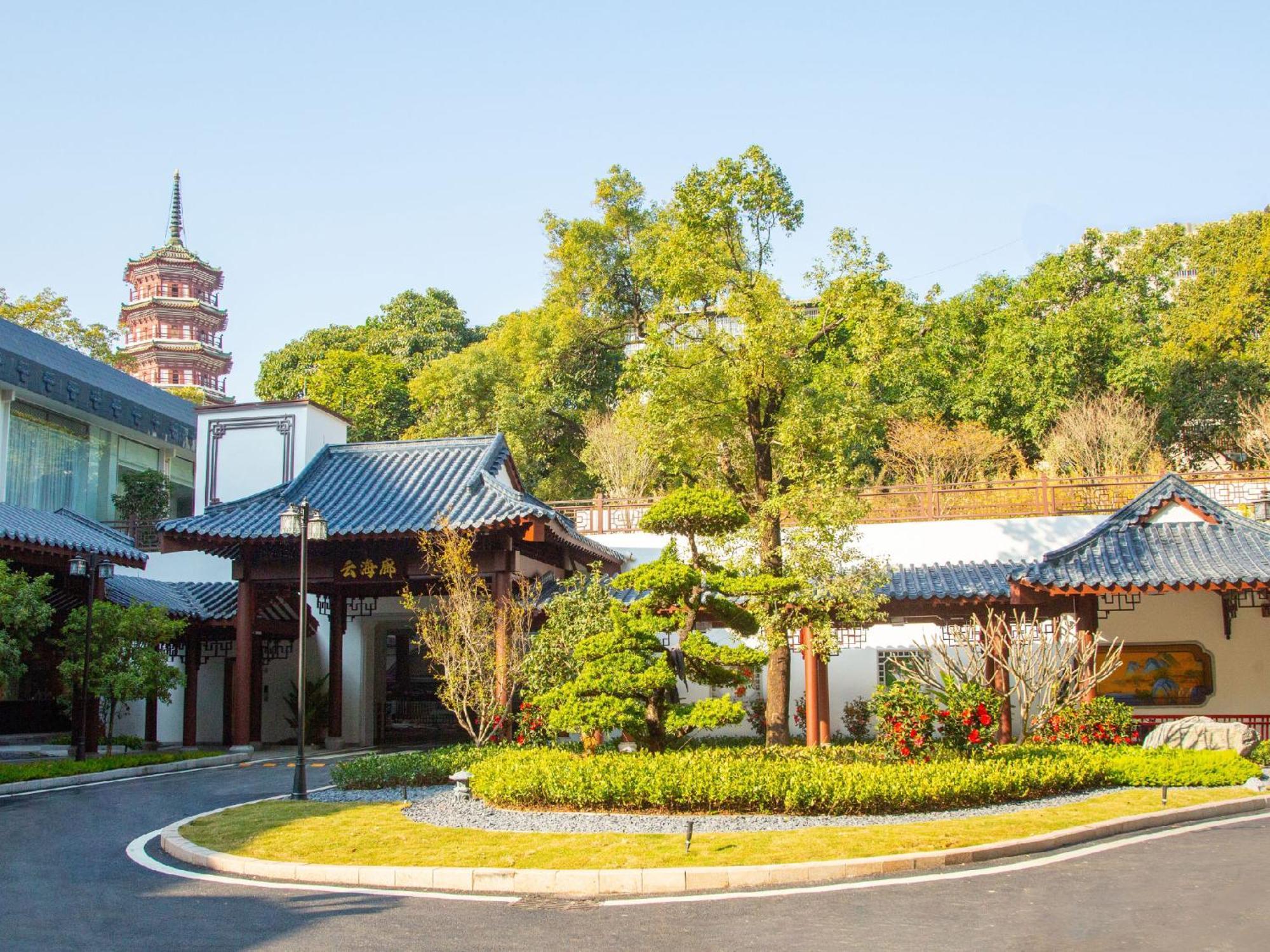 Guangdong Yingbin Hotel-Free Canton Fair Shuttle Bus Buitenkant foto